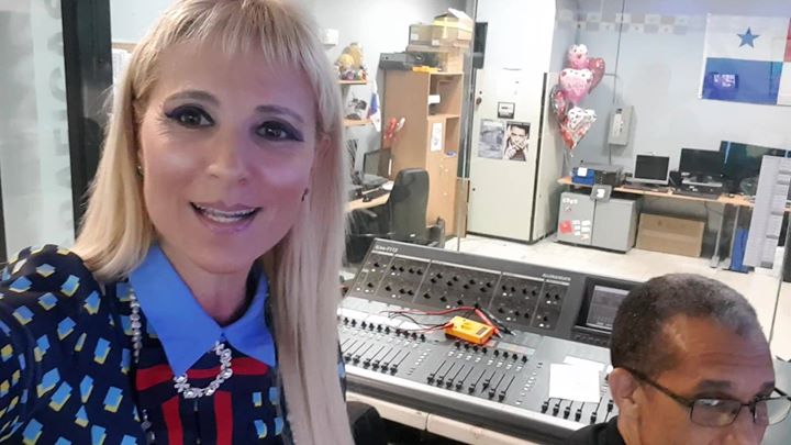 En unos minutos, estare en vivo 